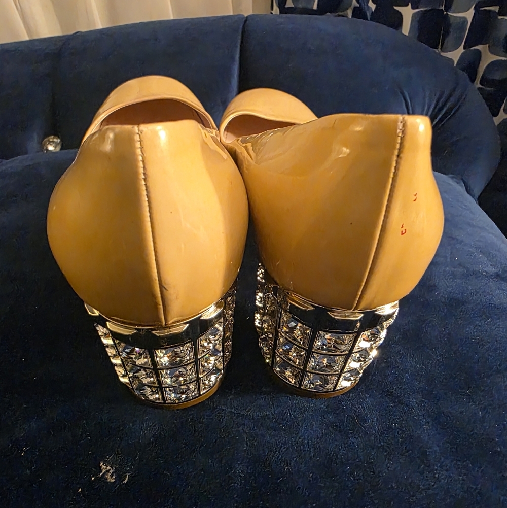 MIU MIU Patent leather Pumps. Size 39 (US 9) - Picture 3 of 12